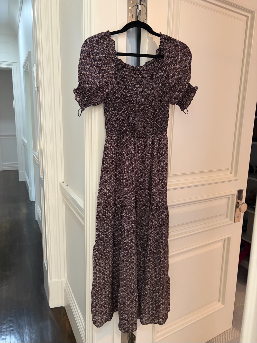 Smocked Puff-Sleeve Midi Dress in Dark Plum Print